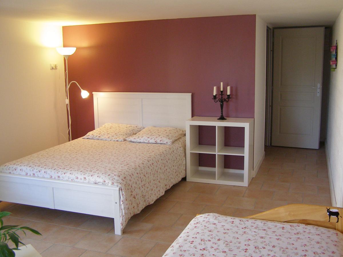 Le Bord De L'Eau Bed and Breakfast Sainte-Terre Εξωτερικό φωτογραφία