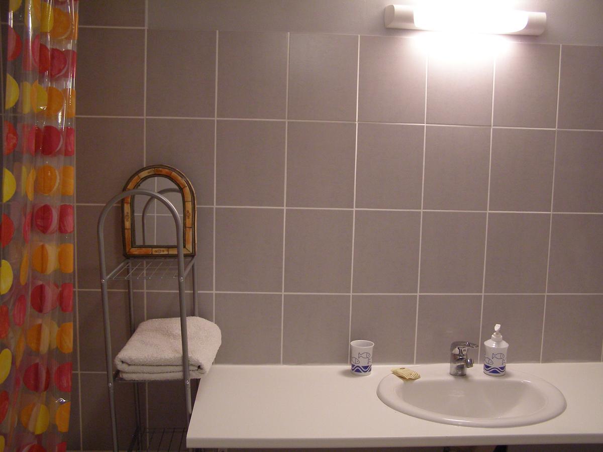 Le Bord De L'Eau Bed and Breakfast Sainte-Terre Εξωτερικό φωτογραφία